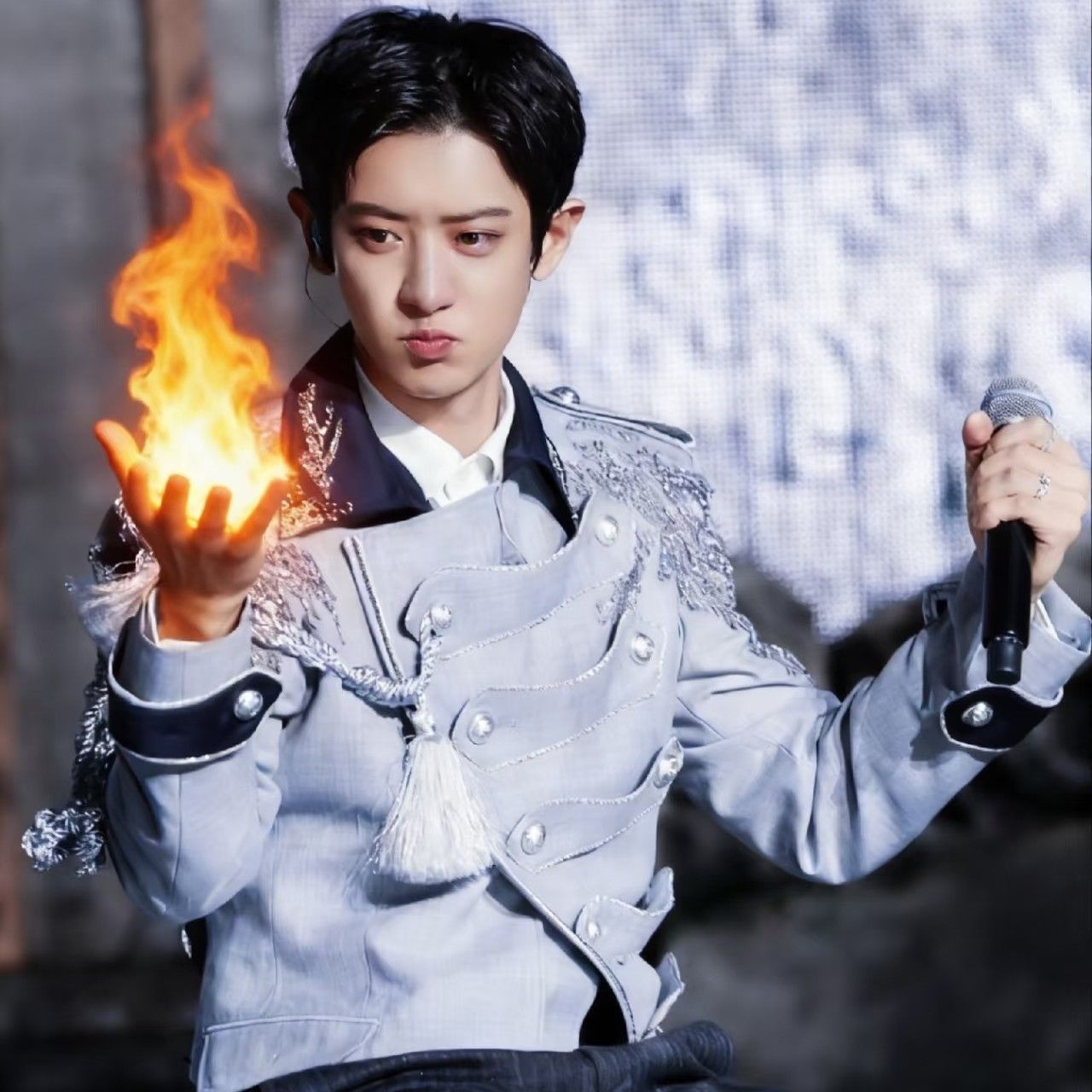 燦烈 (EXO)的幕後花絮