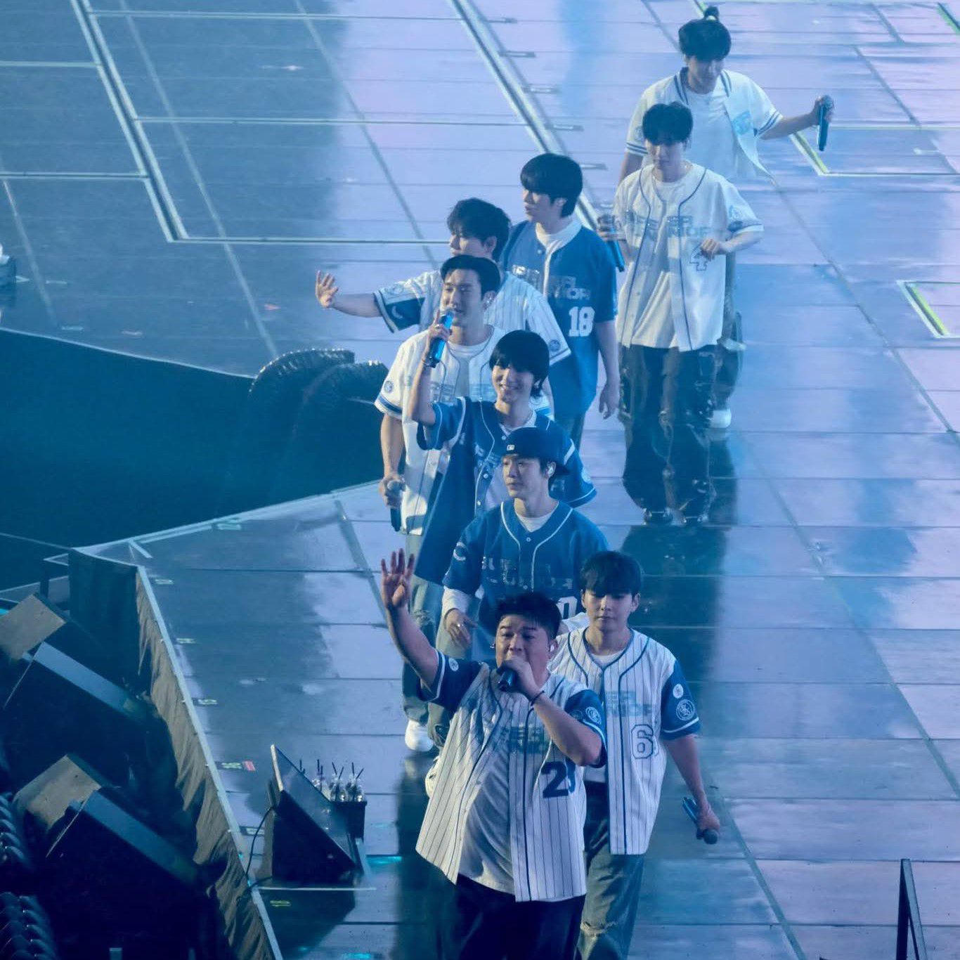 슈퍼주니어 최근 활동샷