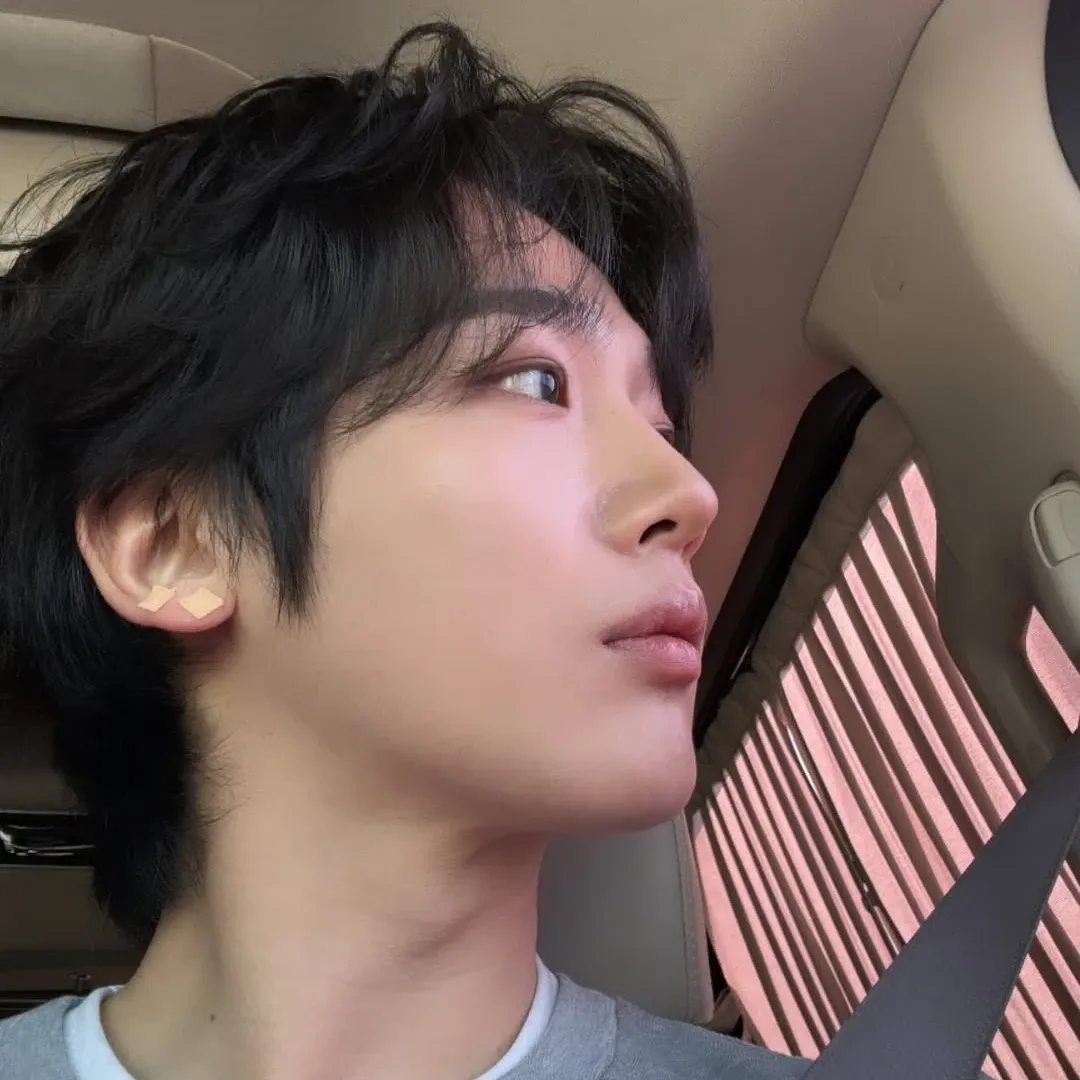 Behind-the-scenes cut of Kim Yohan (WEi)
