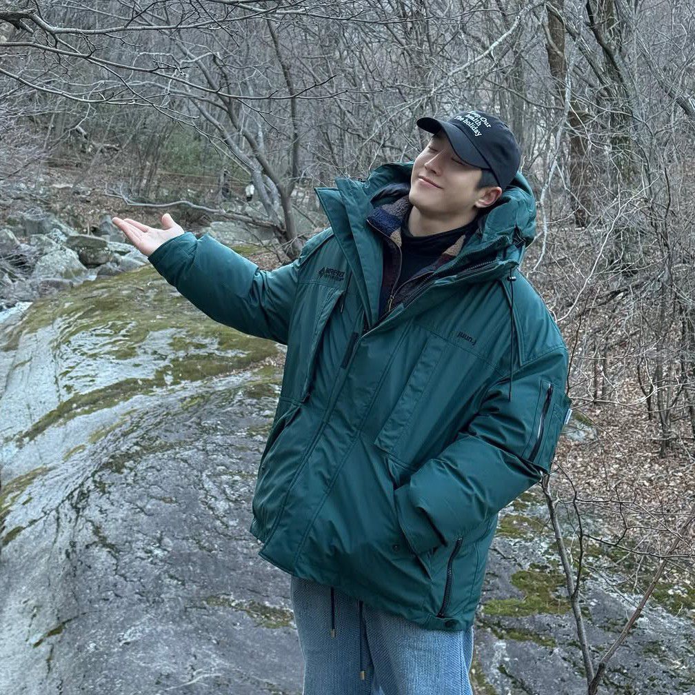 A moment captured by Jinjin (ASTRO)'s fan