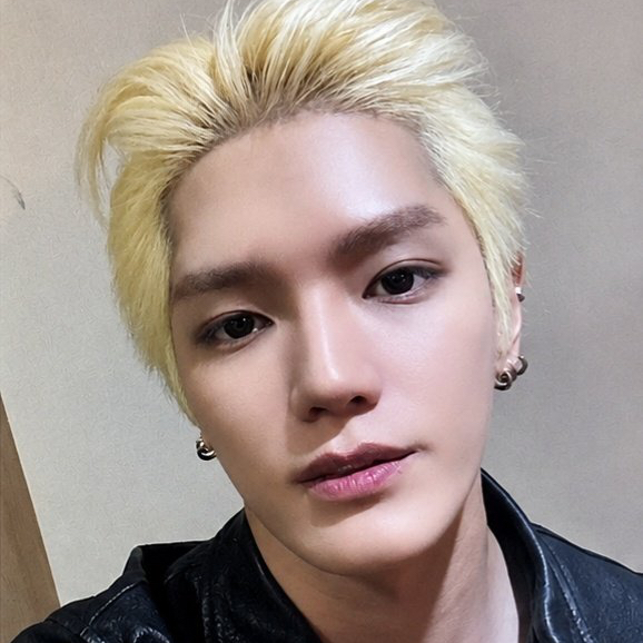 A moment captured by Taeyong (NCT 127)'s fan