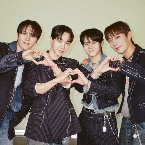 Momen yang diabadikan oleh penggemar Highlight