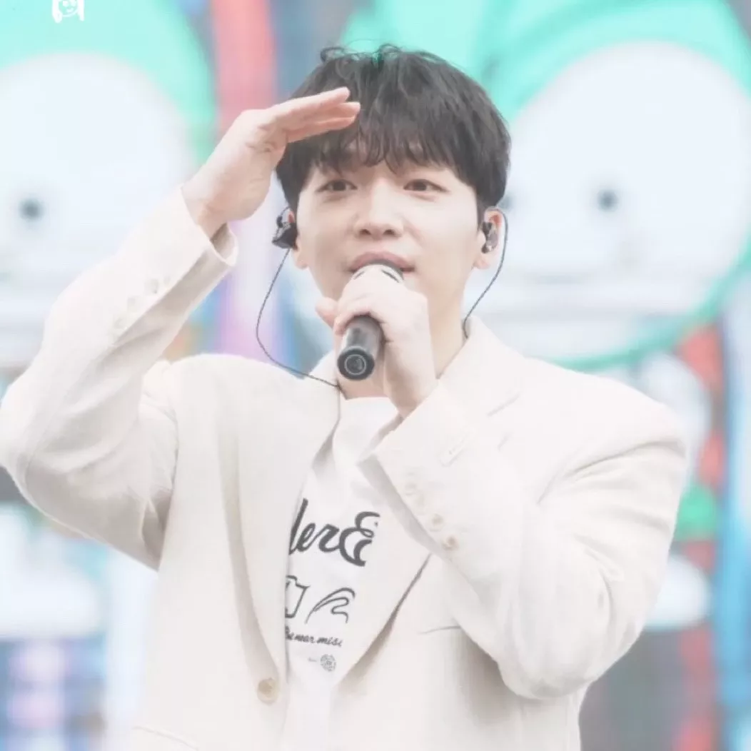 Behind-the-scenes cut of Jeong Sewoon