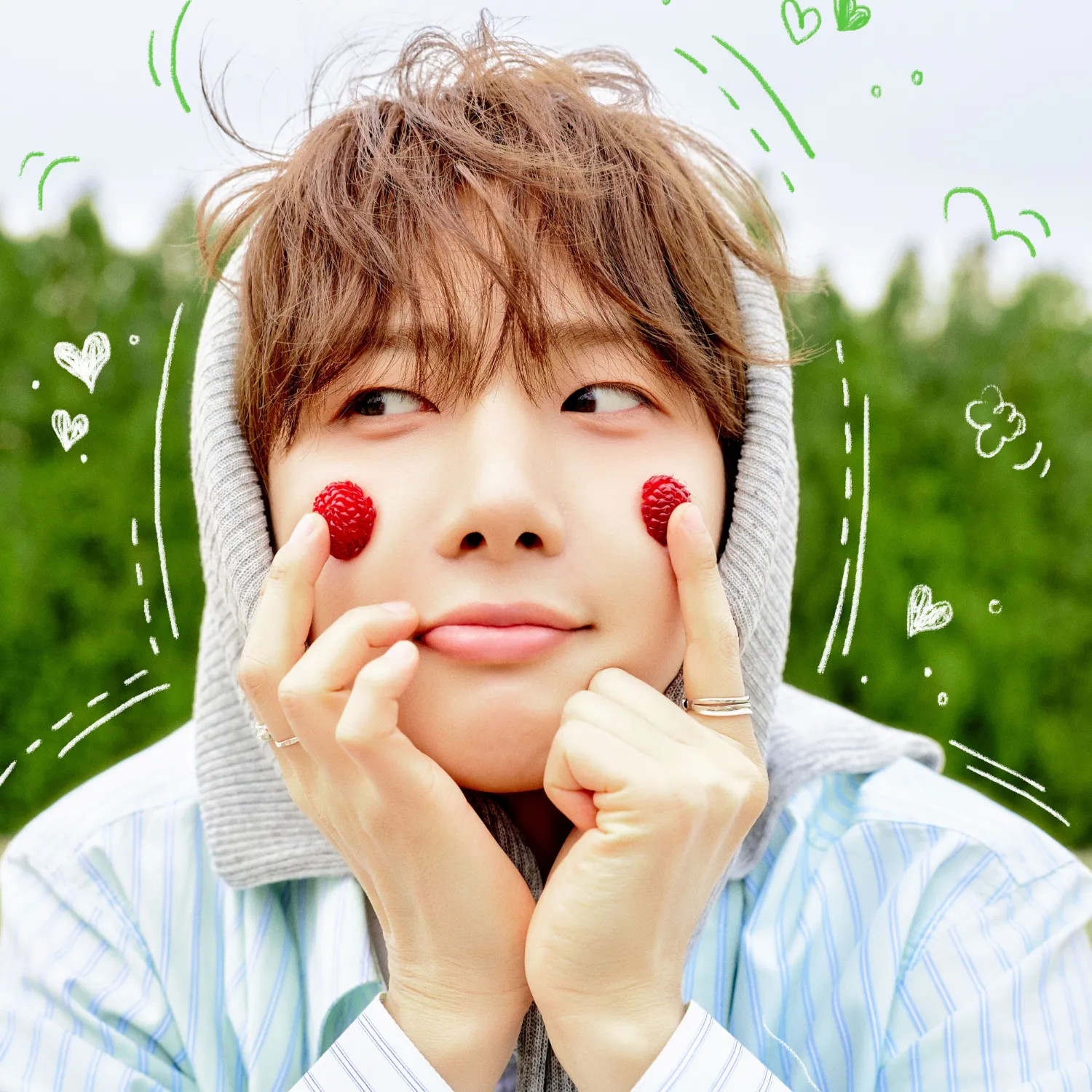 Recent activity shot of Hui (PENTAGON)