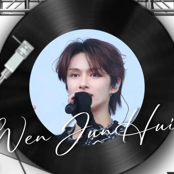 팬들이 사랑하는 준 (세븐틴)의 인기 프로필 사진