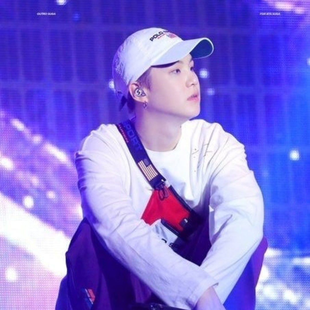 Foto terbaru SUGA (BTS)