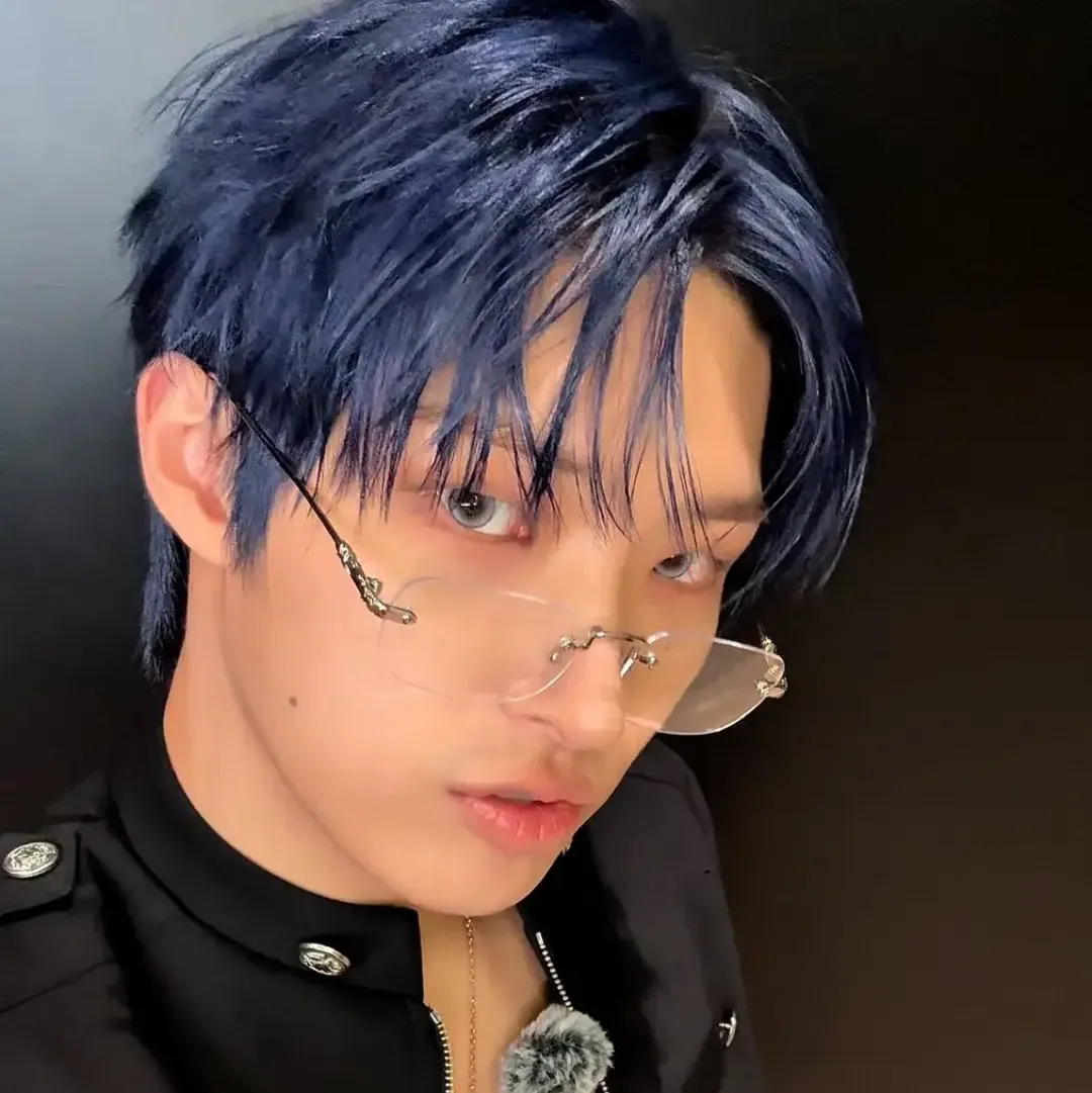 Behind-the-scenes cut of Mingi (ATEEZ)