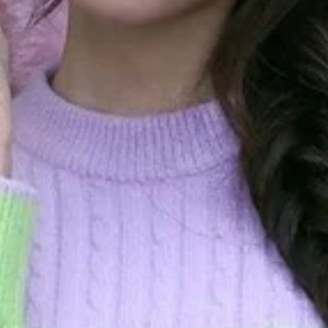 Behind-the-scenes cut of Monday (Weeekly)