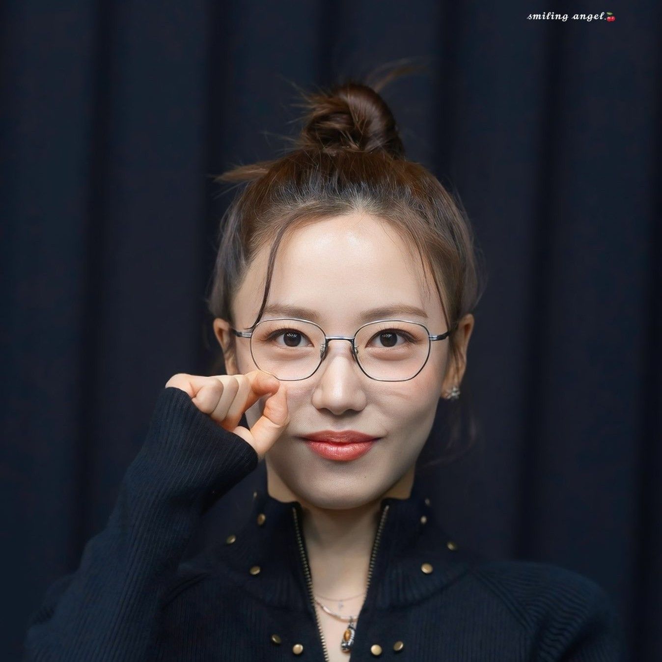 A moment captured by Kim Namjoo (Apink)'s fan