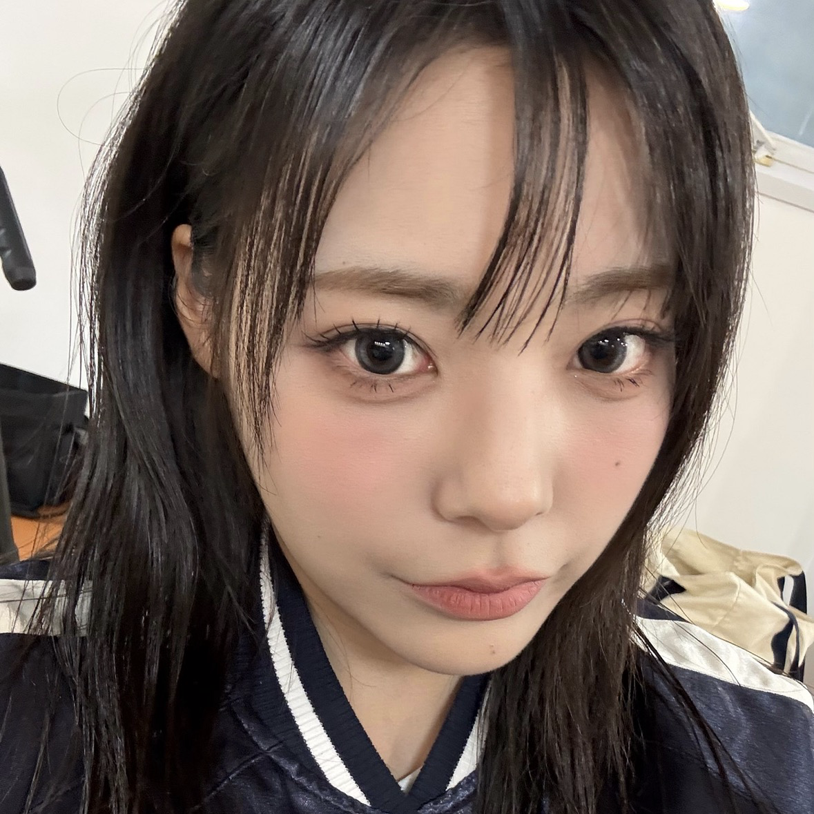 Momen yang diabadikan oleh penggemar Siyeon (QWER)