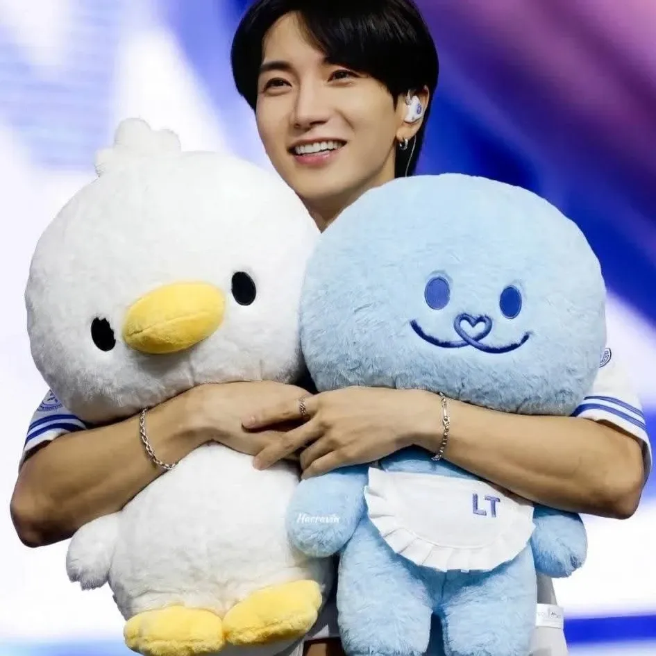 Foto aktivitas terbaru Super Junior