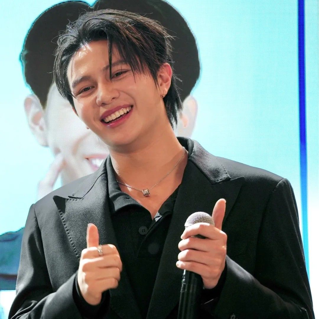 Behind-the-scenes cut of William (LYKN)