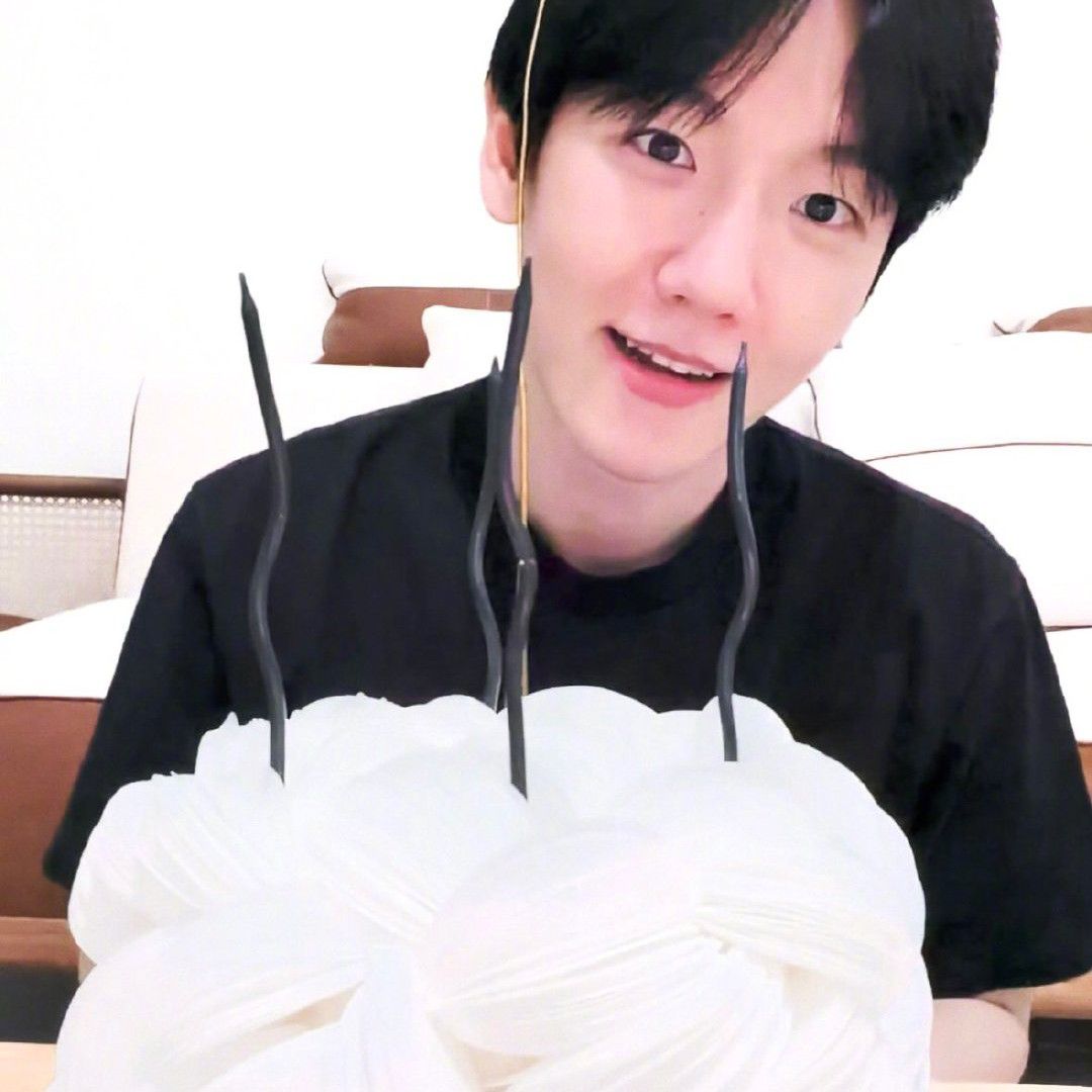 伯賢 (EXO)的幕後花絮
