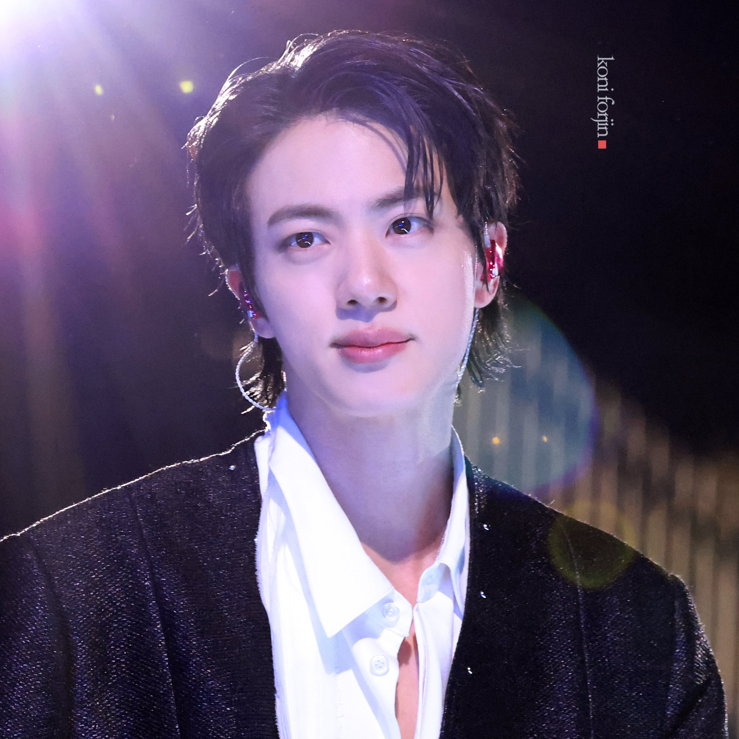 Behind-the-scenes cut of Jin (BTS)