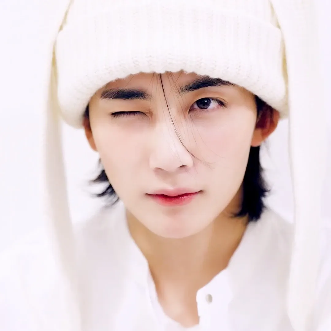 Behind-the-scenes cut of Jeonghan (SEVENTEEN)