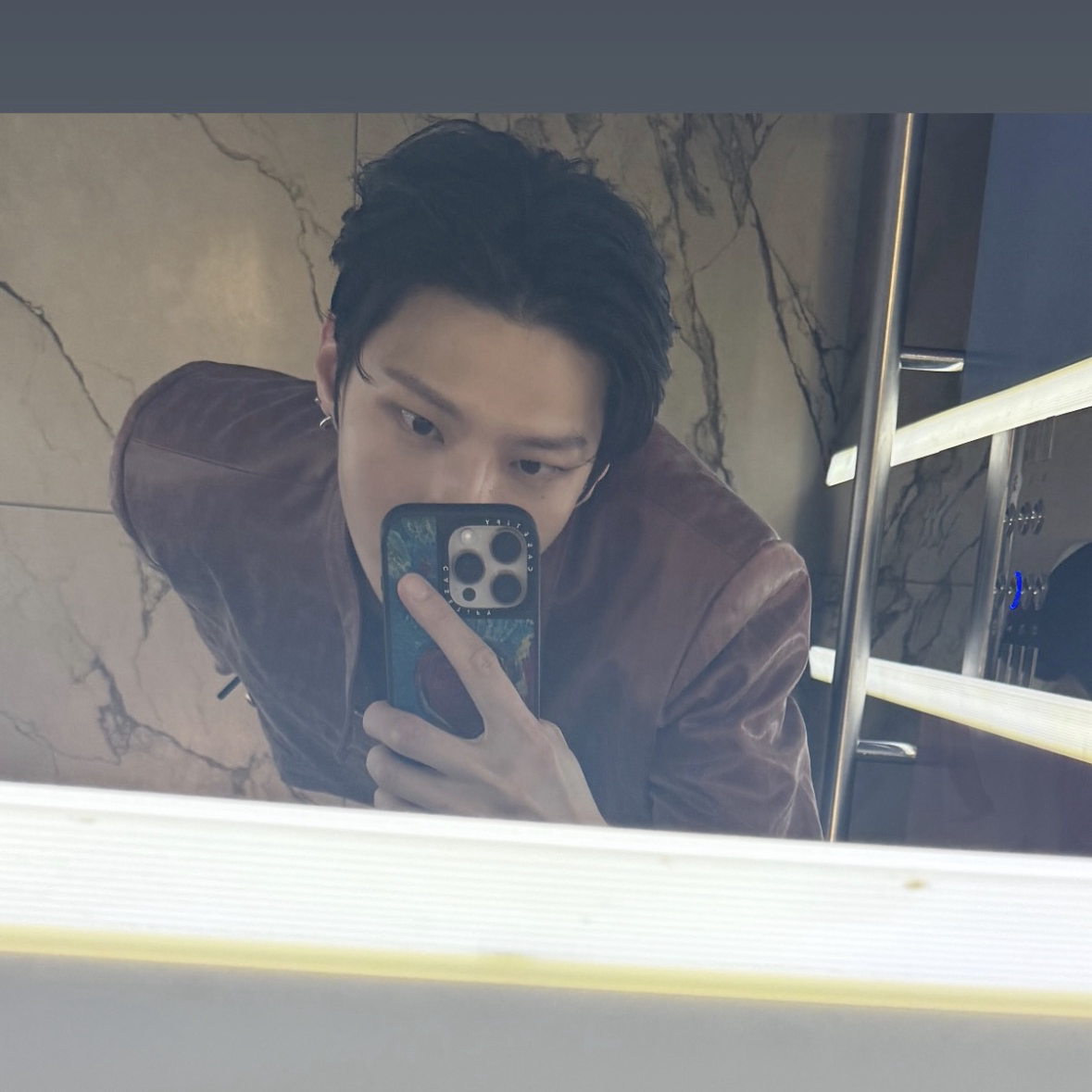 Feed komunitas K-pop terpanas hari ini