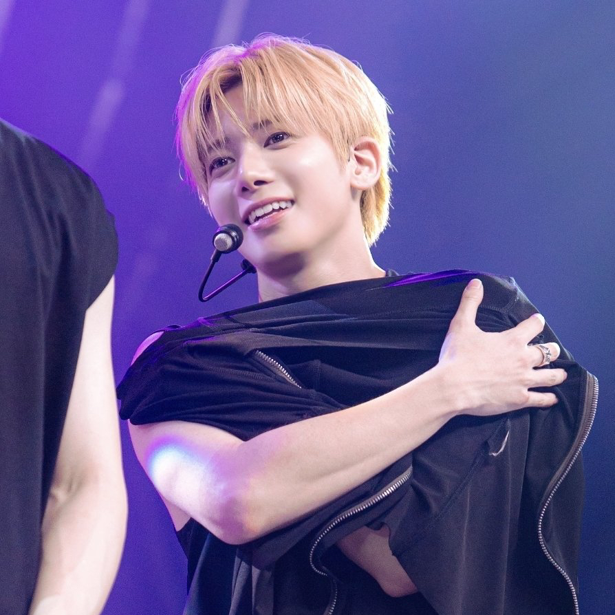 태현 (투모로우바이투게더) 최근 활동샷