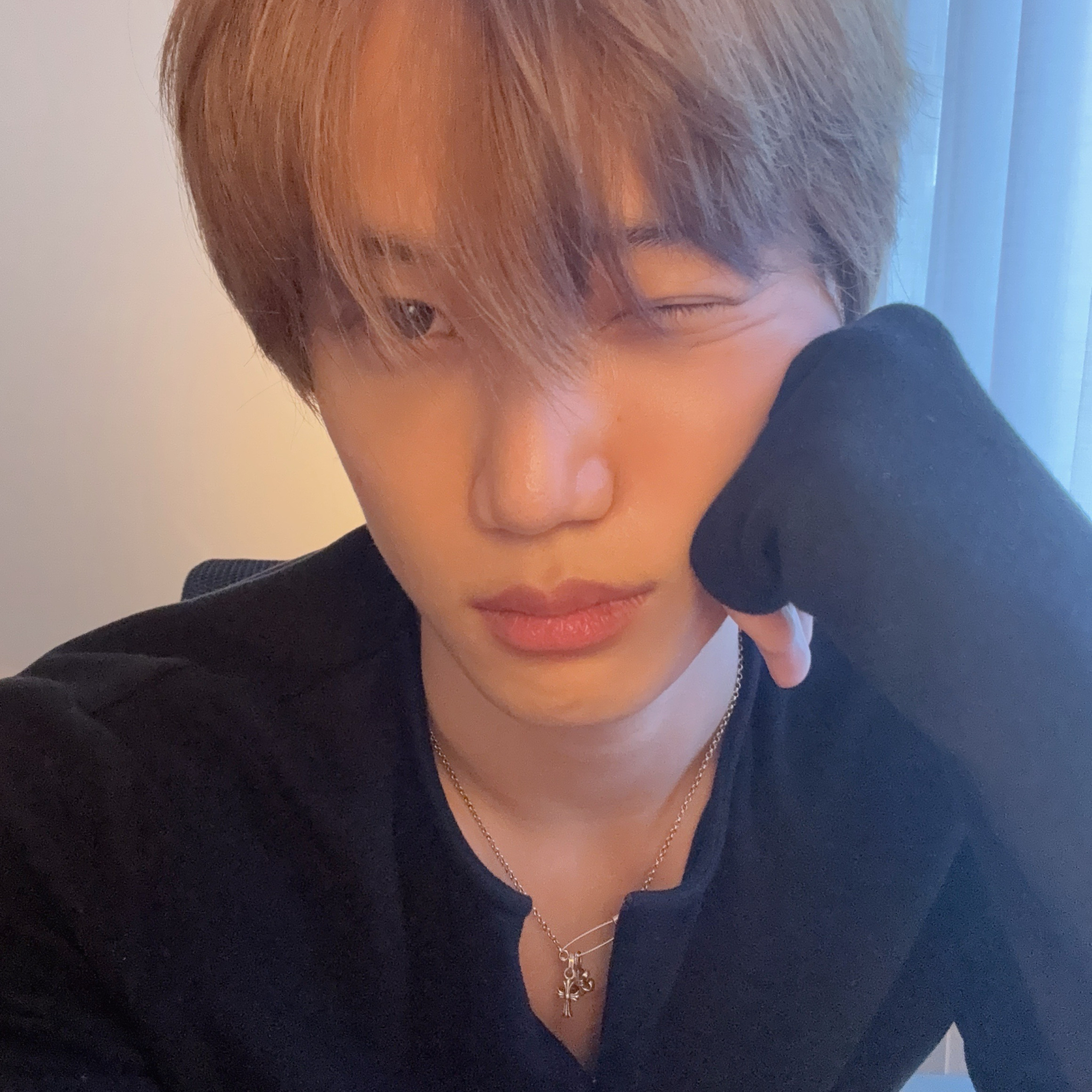 Kai (EXO)粉絲拍下的瞬間