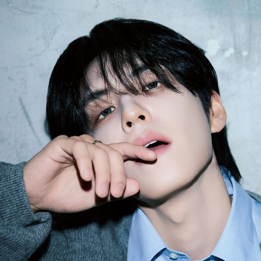 Latest photo of Wonpil (DAY6)