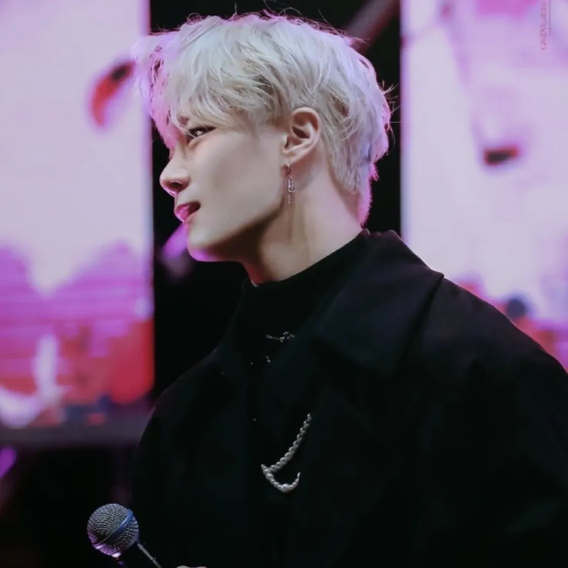 Latest photo of Moonbin (ASTRO)