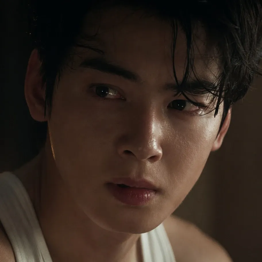Recent activity shot of Eunwoo (ASTRO)