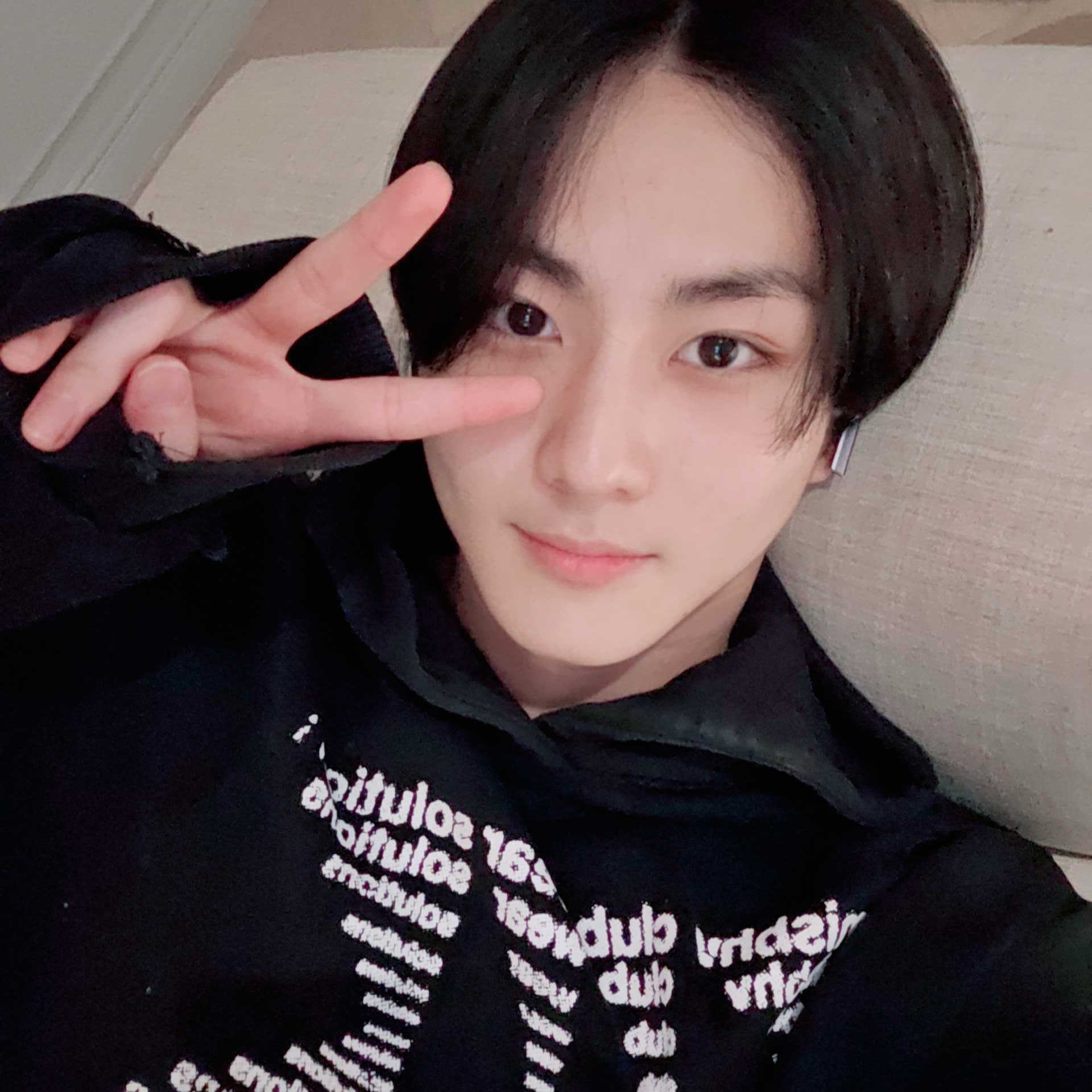 A moment captured by Jungwon (ENHYPEN)'s fan