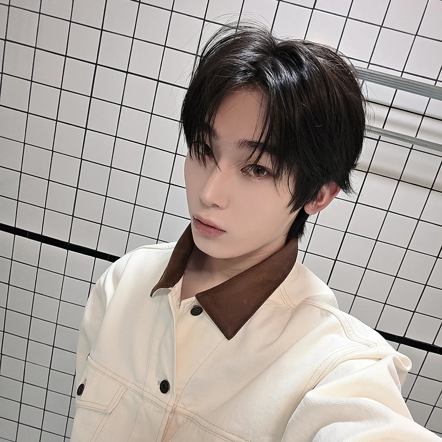 선우 (ENHYPEN)의 비하인드 컷