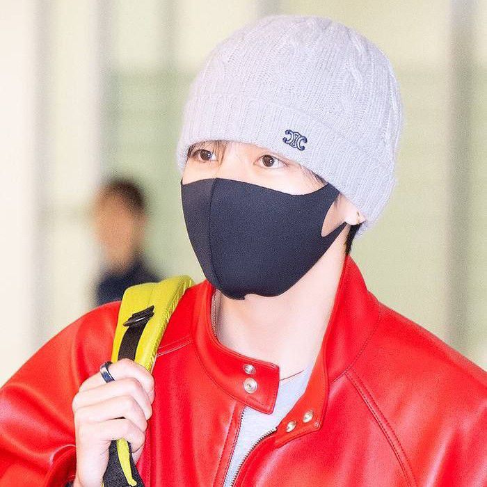 Foto terbaru V (BTS)