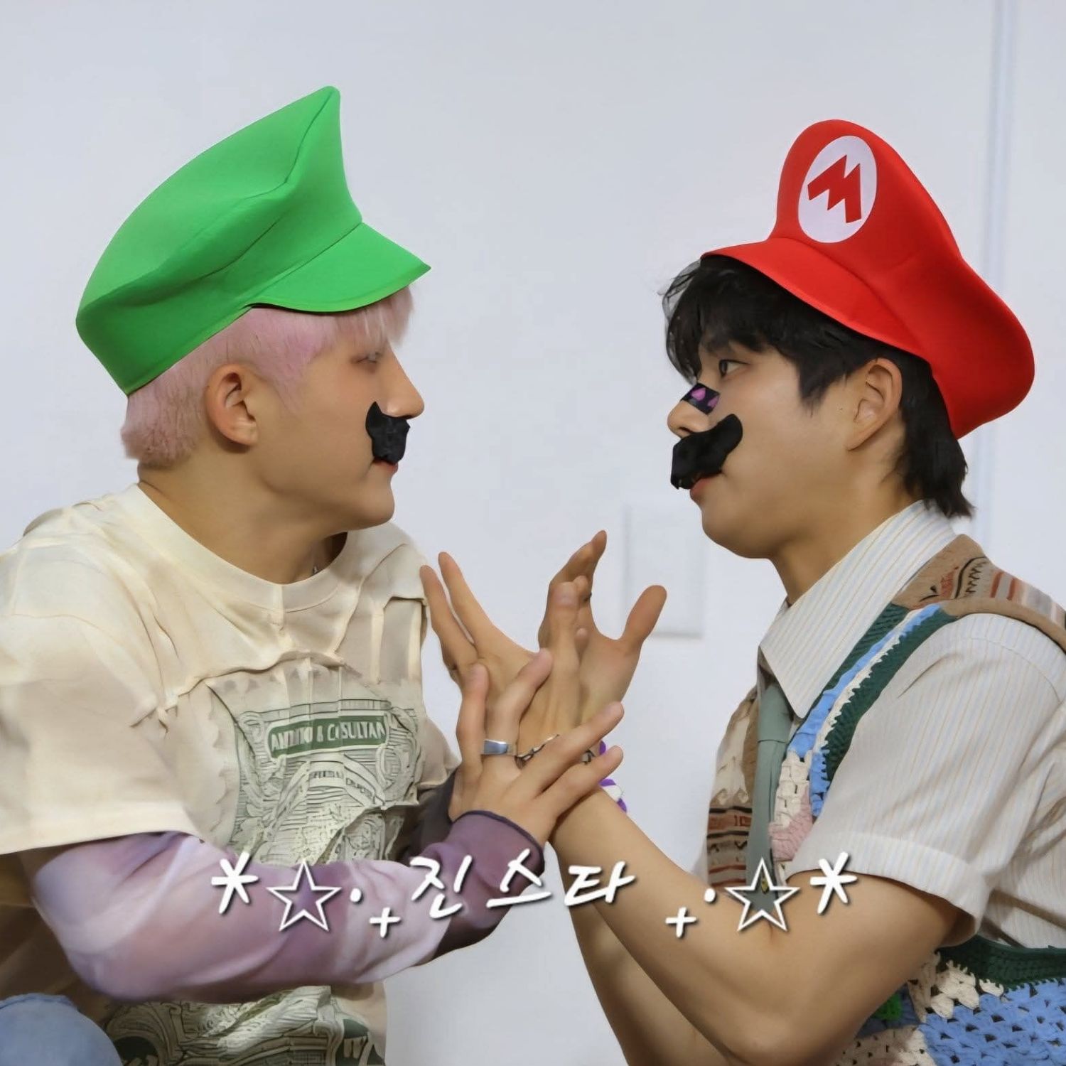 Latest photo of Jinjin (ASTRO)