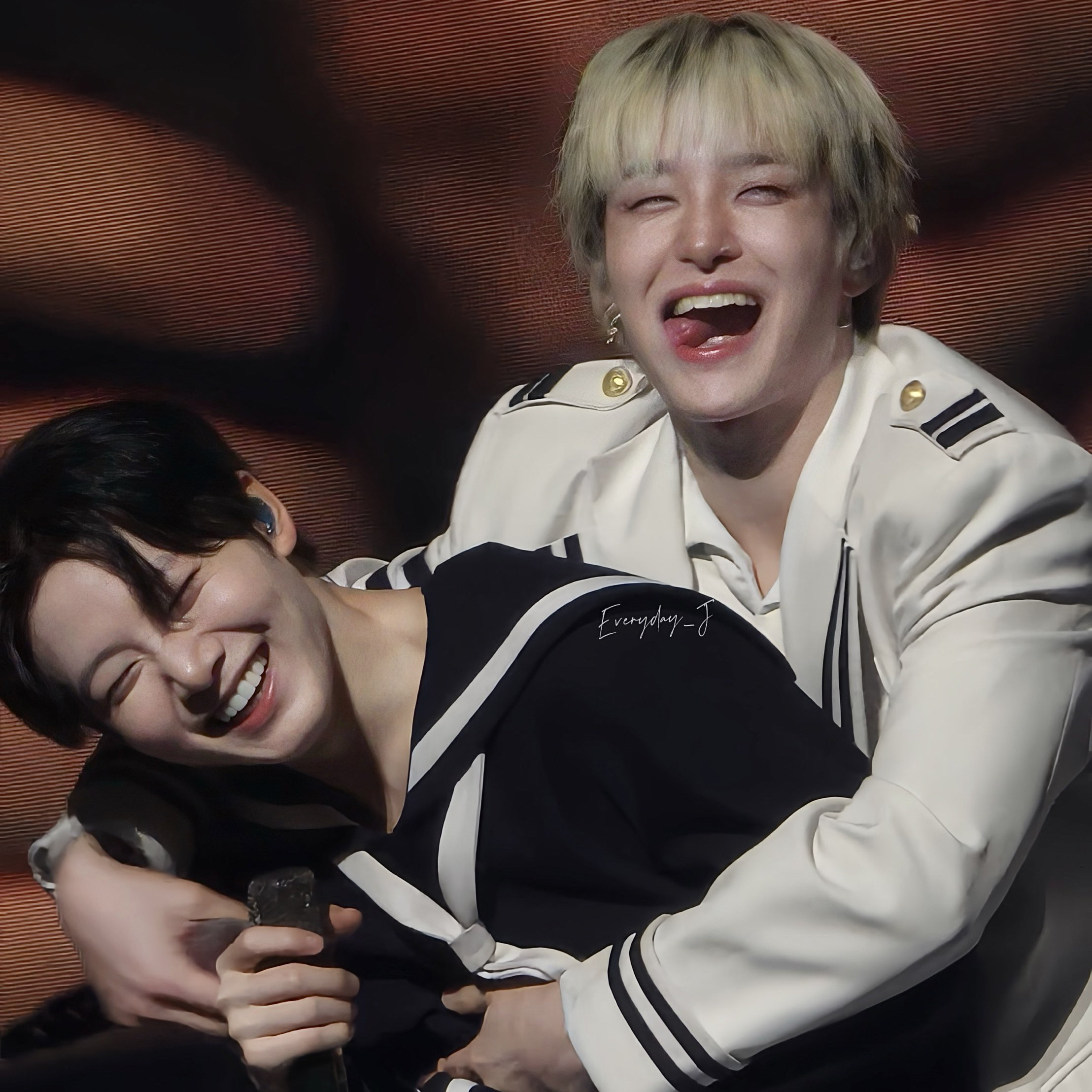 A moment captured by TREASURE's fan