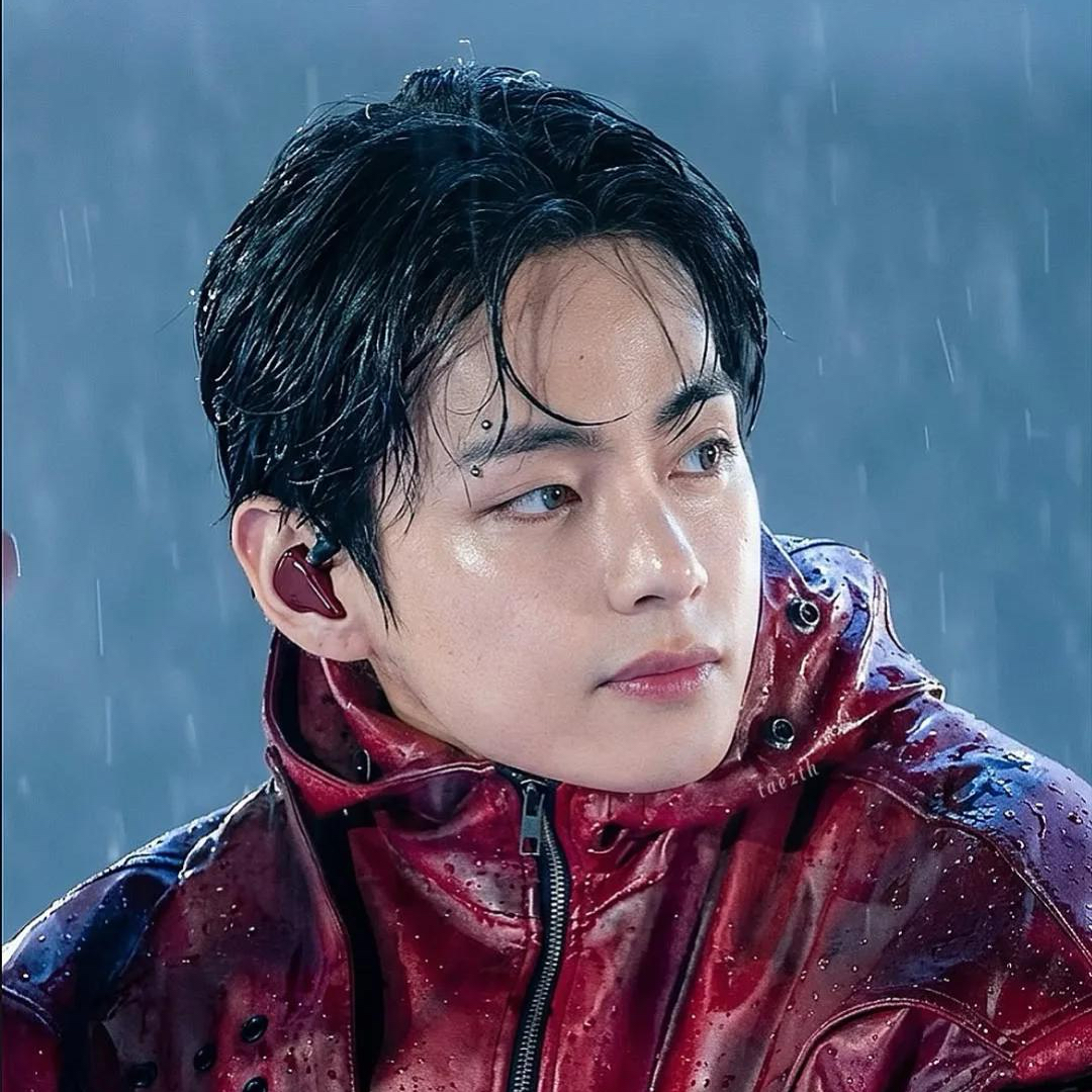 Behind-the-scenes cut of V (BTS)