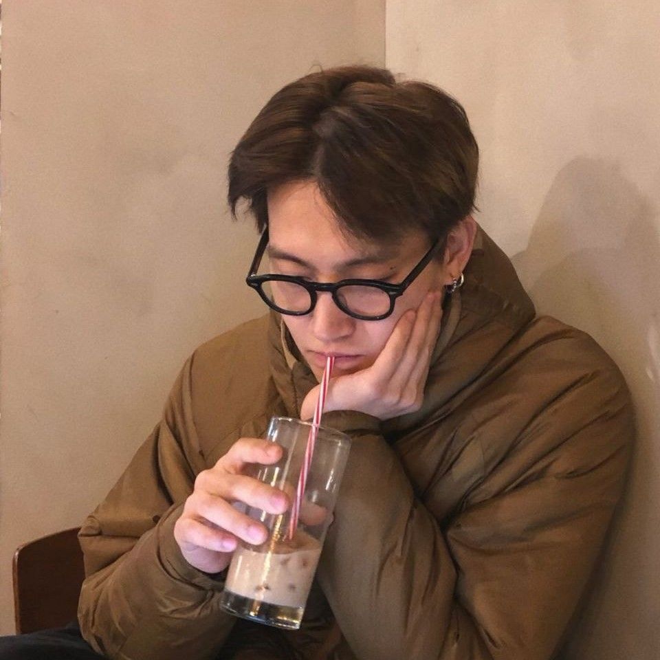 Recent activity shot of JAY B (GOT7)