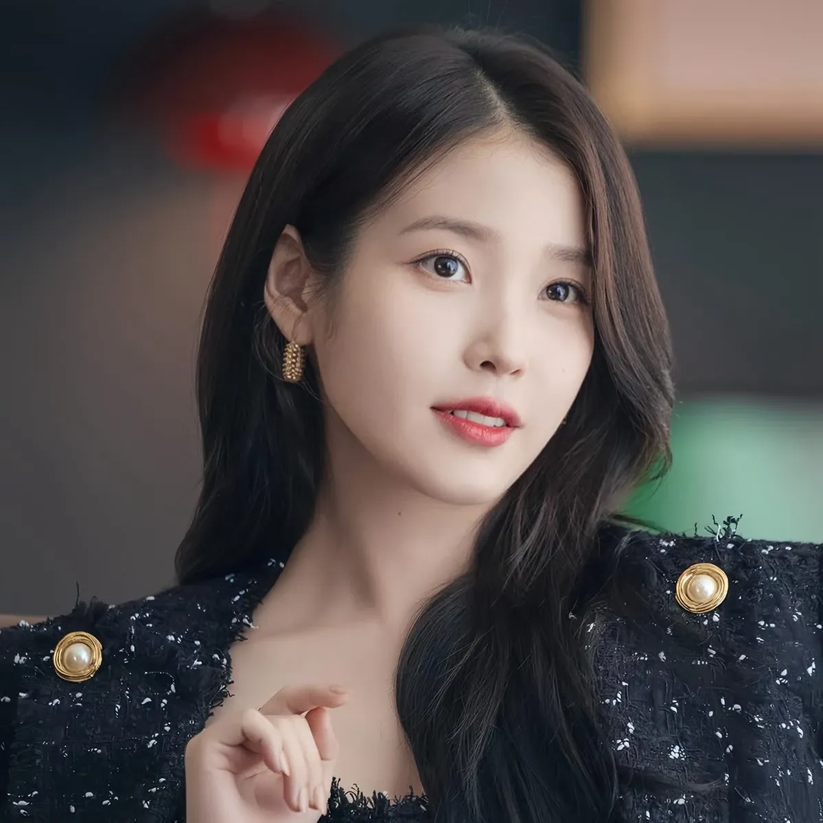 아이유의 비하인드 컷