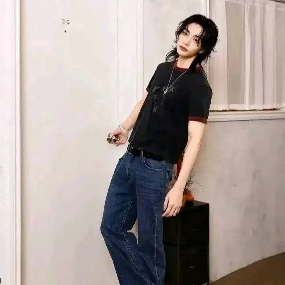 ヒョンジン (Stray Kids)の最近の活動写真