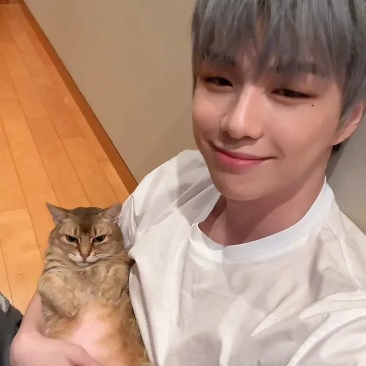 강다니엘의 최신 사진