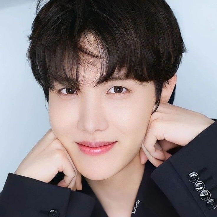 J-hope (防彈少年團)的最新照片