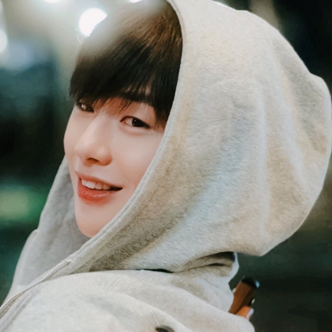 姜丹尼爾的最新照片