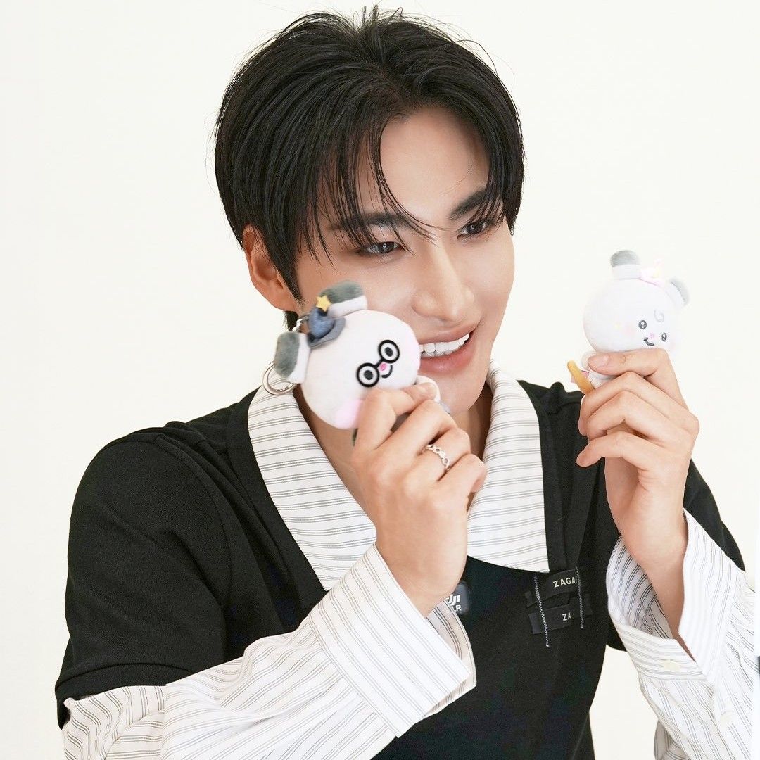 성화 (에이티즈) 최근 활동샷