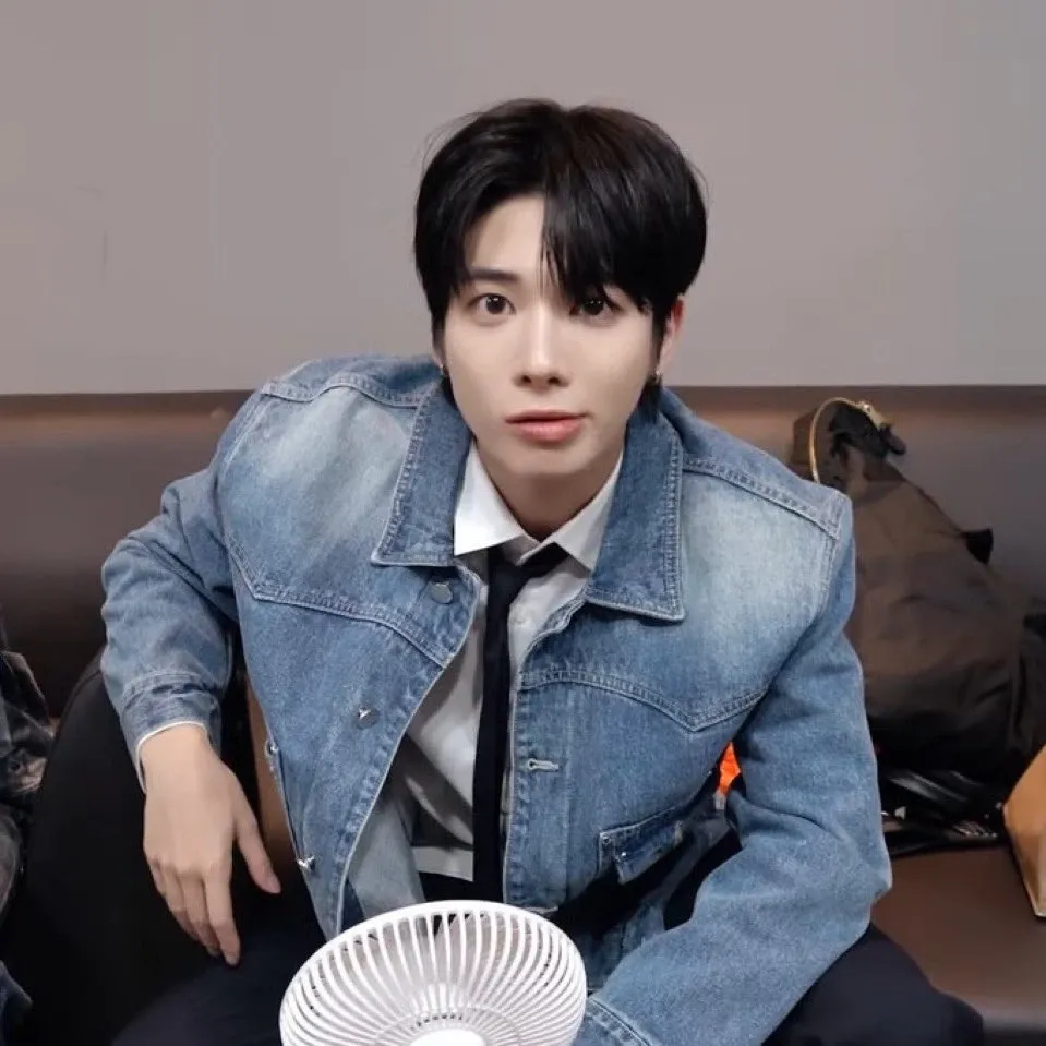 A moment captured by Taehyun (TOMORROW X TOGETHER)'s fan