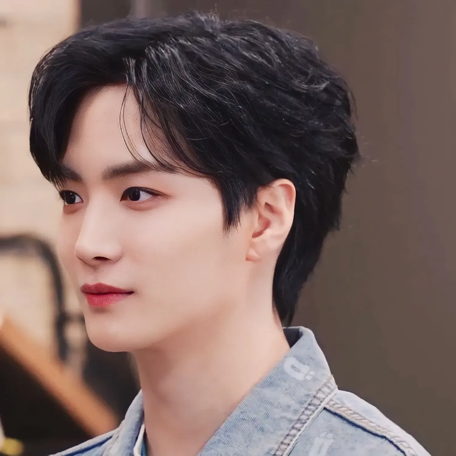 Recent activity shot of Kim Jonghyeon
