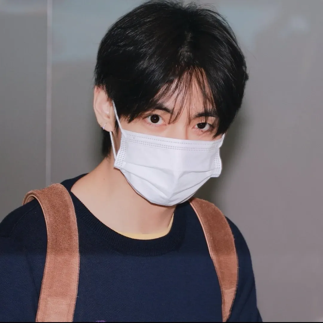 Momen yang diabadikan oleh penggemar V (BTS)