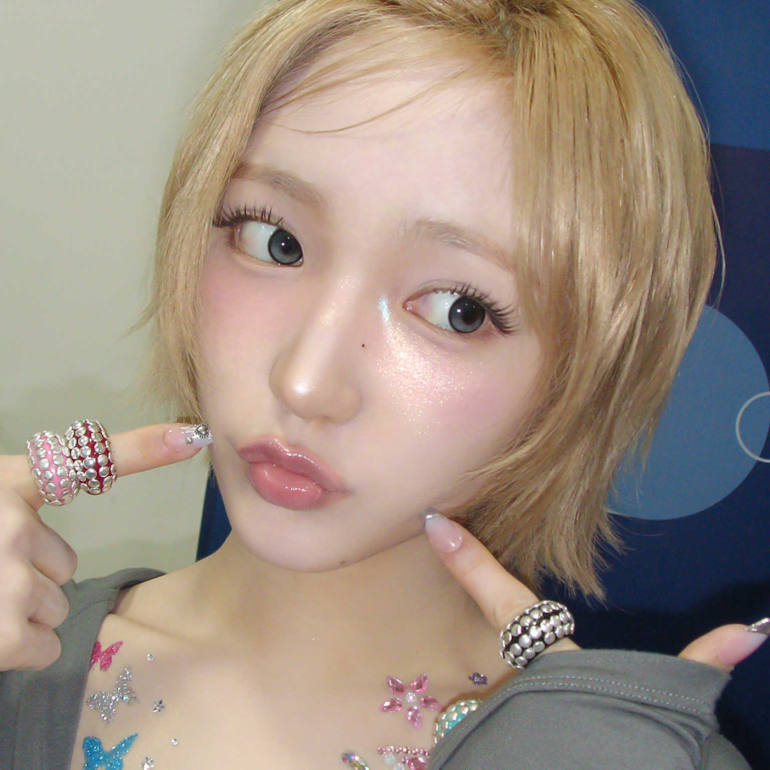 Recent activity shot of JIYU (KiiiKiii)