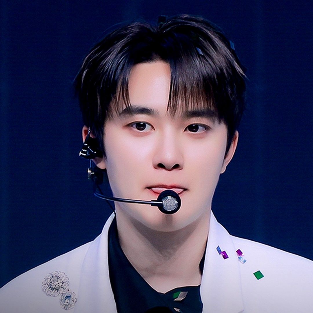 디오 (EXO)의 최신 사진