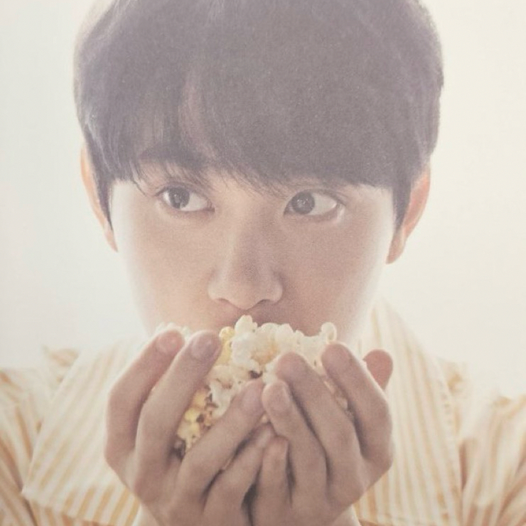 Momen yang diabadikan oleh penggemar D.O. (EXO)