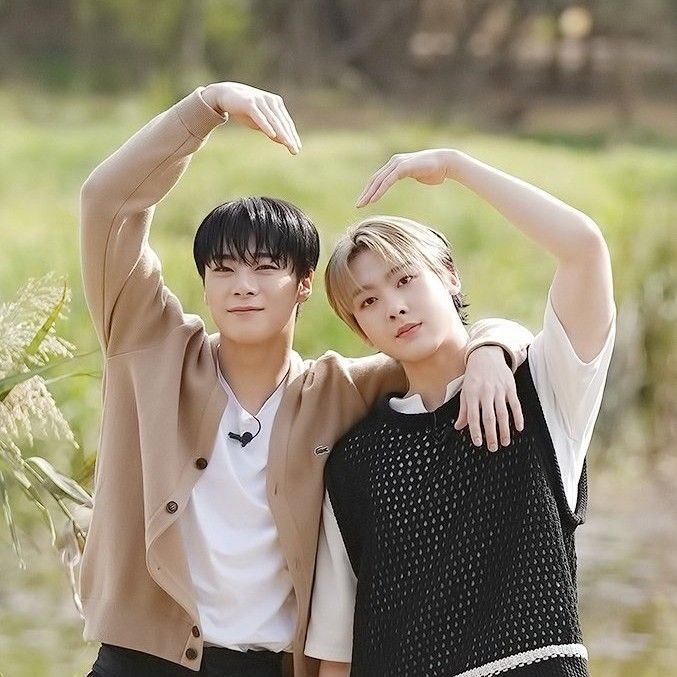 A moment captured by Moonbin (ASTRO)'s fan