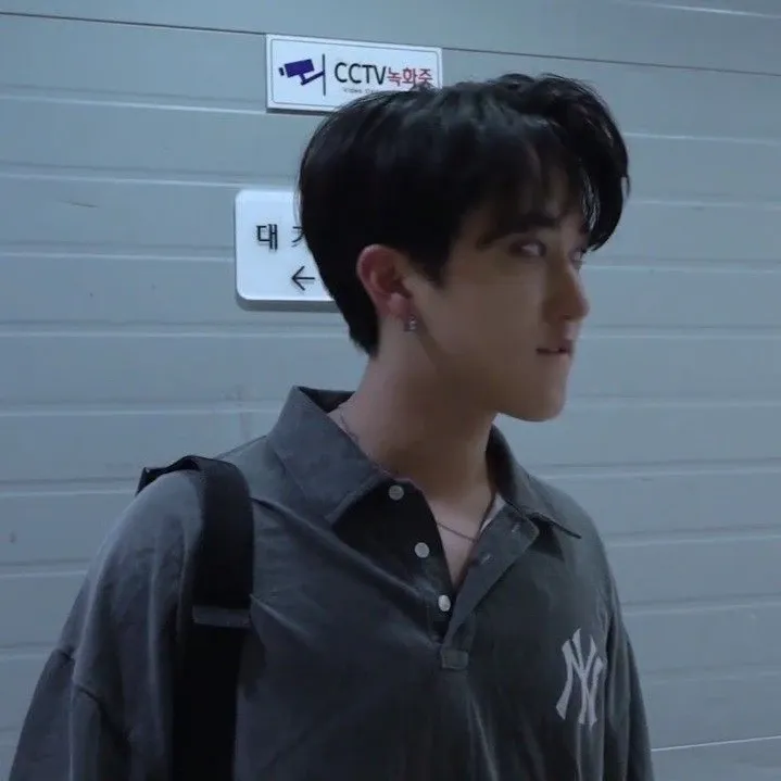 A moment captured by Changbin (Stray Kids)'s fan