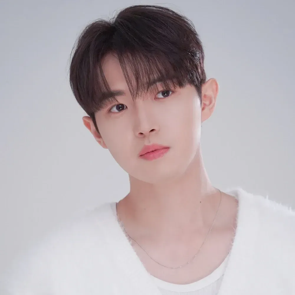 金在奐的最新照片