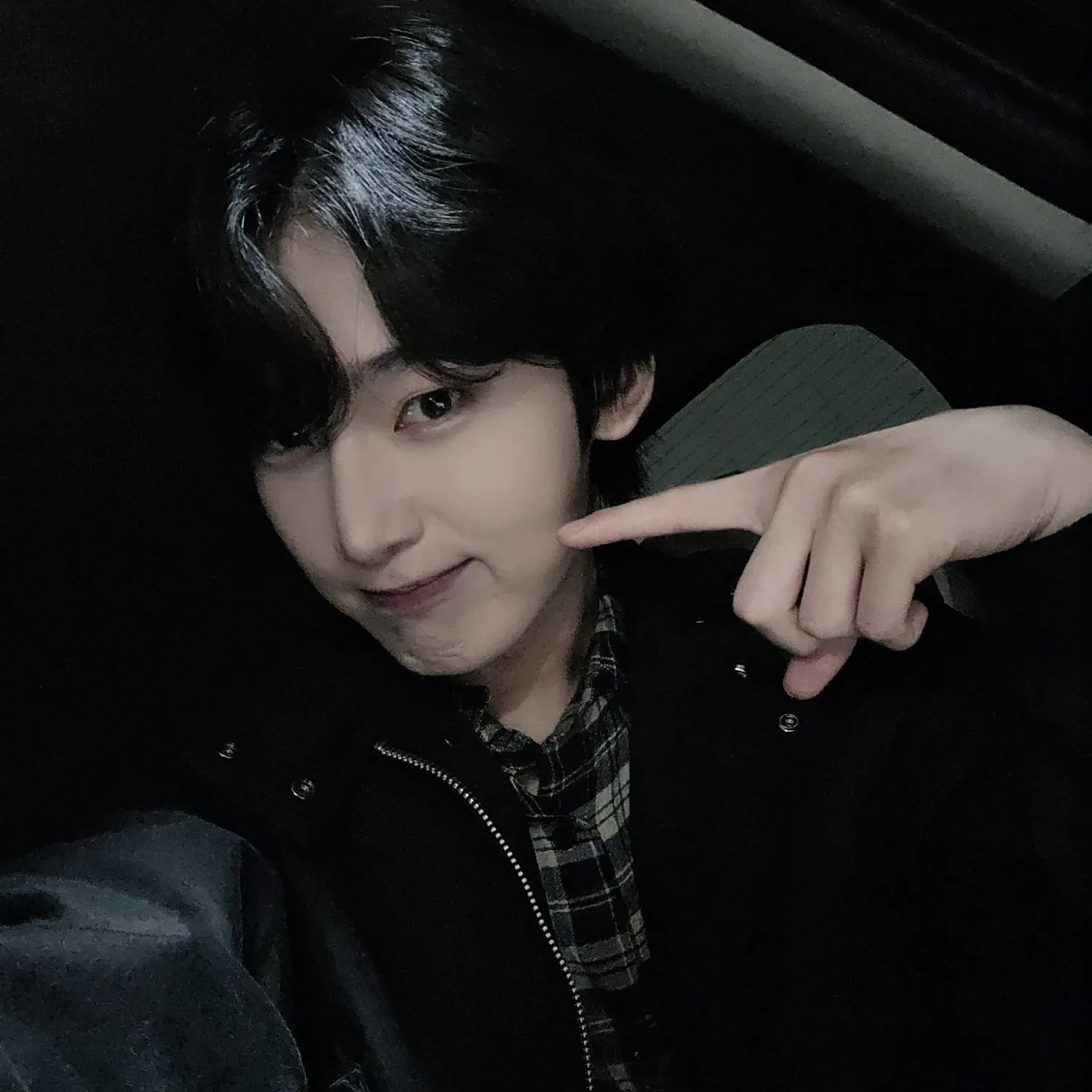 선우 (ENHYPEN)의 비하인드 컷