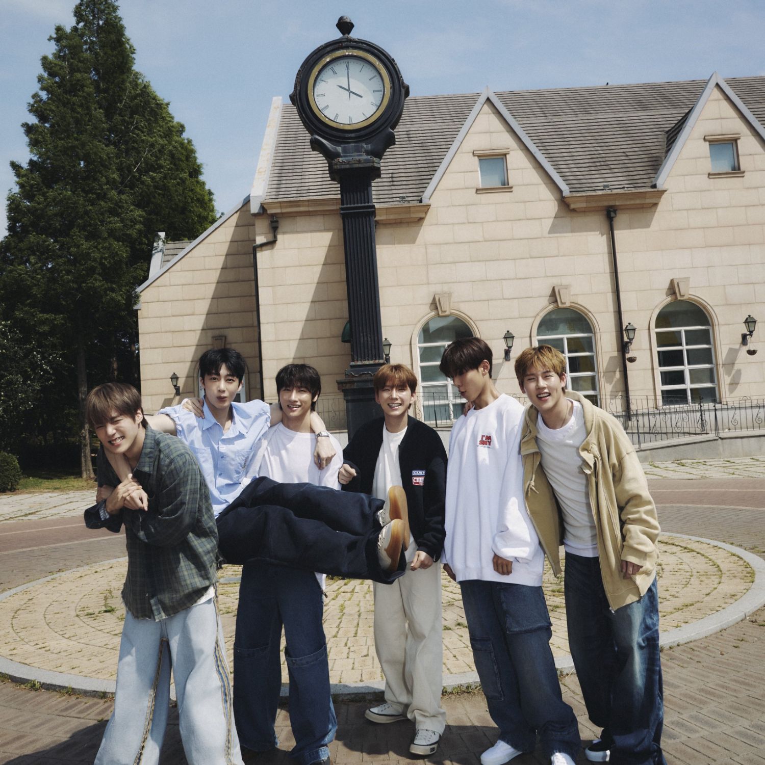 몬스타엑스의 비하인드 컷