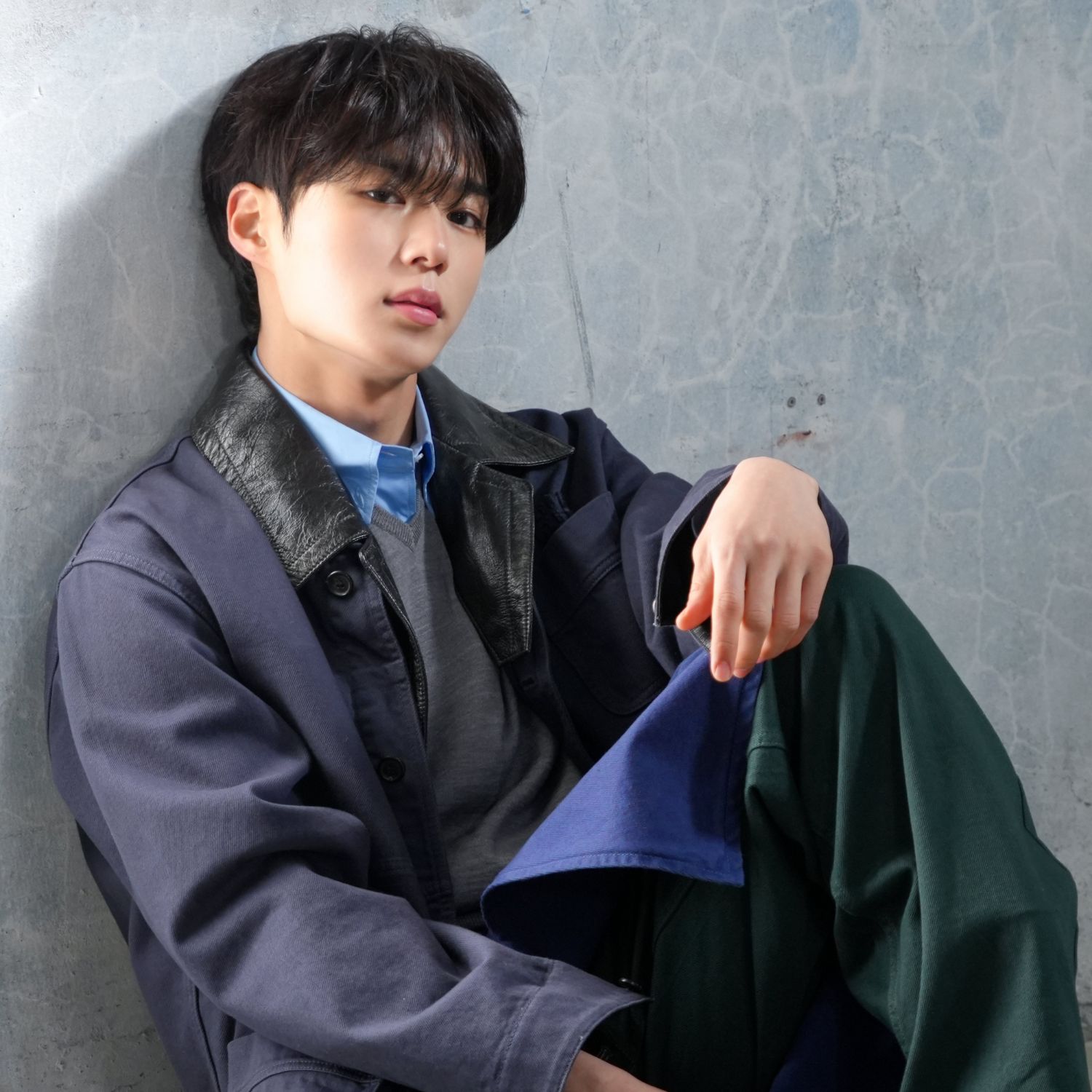 Behind-the-scenes cut of Kim Junseo (ALPHA DRIVE ONE)